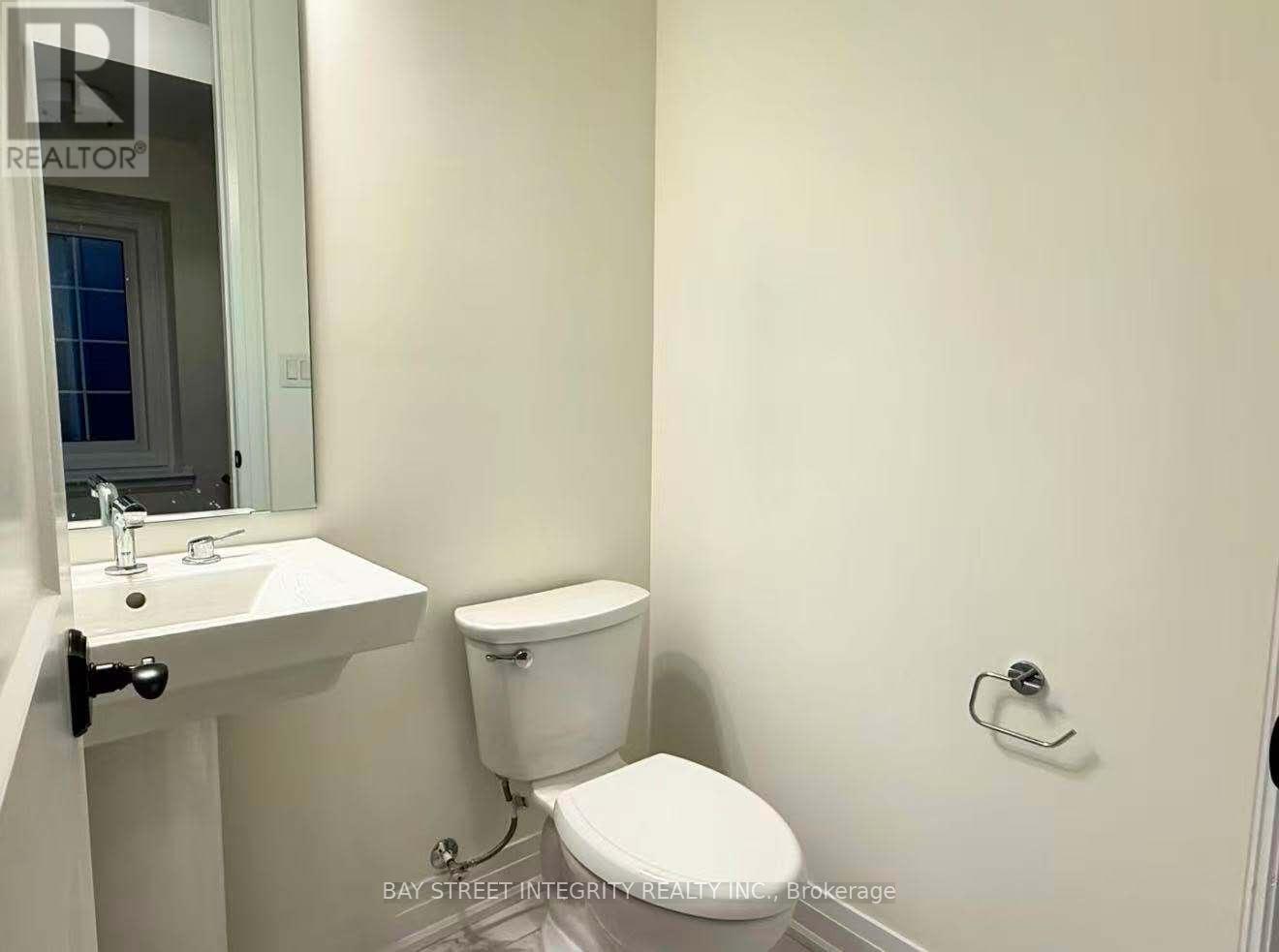 9 West Village Lane, Markham, Ontario  L6C 3L5 - Photo 22 - N12785312