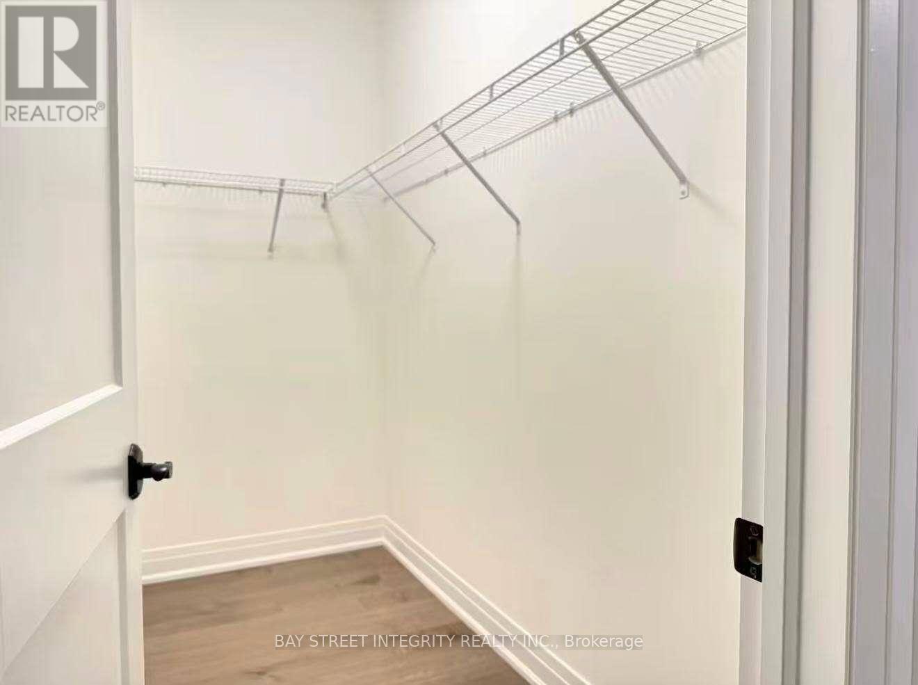 9 West Village Lane, Markham, Ontario  L6C 3L5 - Photo 28 - N12785312