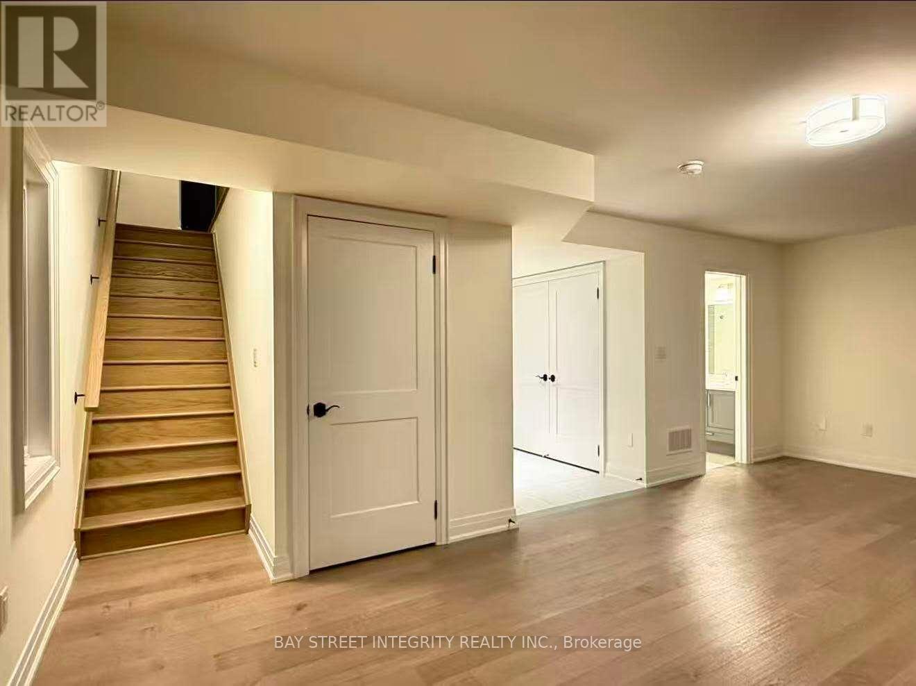 9 West Village Lane, Markham, Ontario  L6C 3L5 - Photo 39 - N12785312