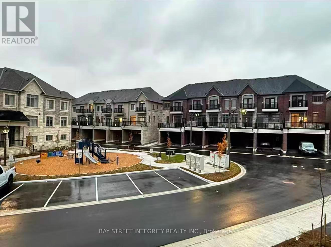 9 West Village Lane, Markham, Ontario  L6C 3L5 - Photo 48 - N12785312