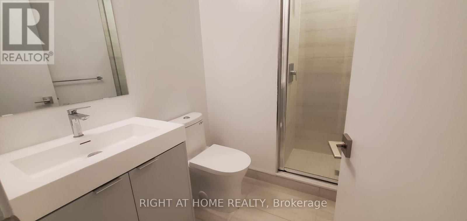 1124 - 498 Caldari Road, Vaughan, Ontario  L4K 0R6 - Photo 10 - N12785318