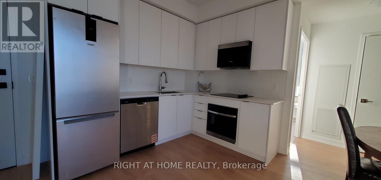 1124 - 498 Caldari Road, Vaughan, Ontario  L4K 0R6 - Photo 5 - N12785318