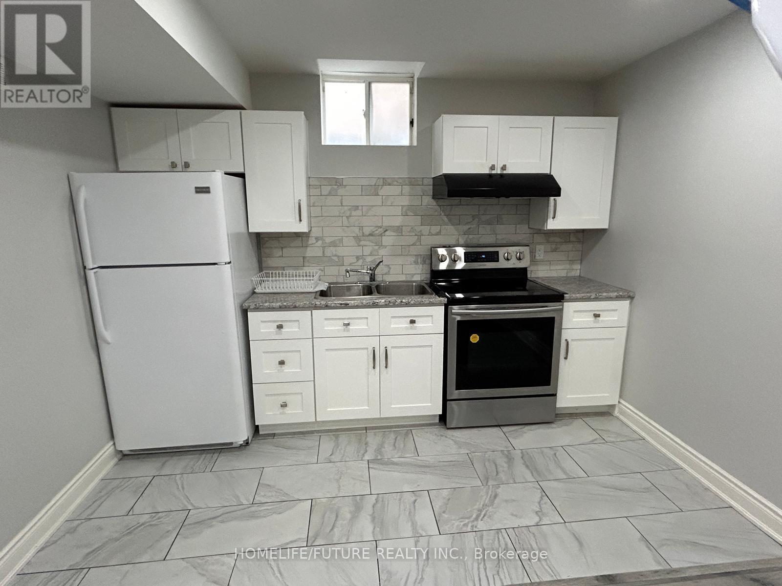 357 La Rocca Avenue, Vaughan, Ontario  L4H 3K6 - Photo 11 - N12785346