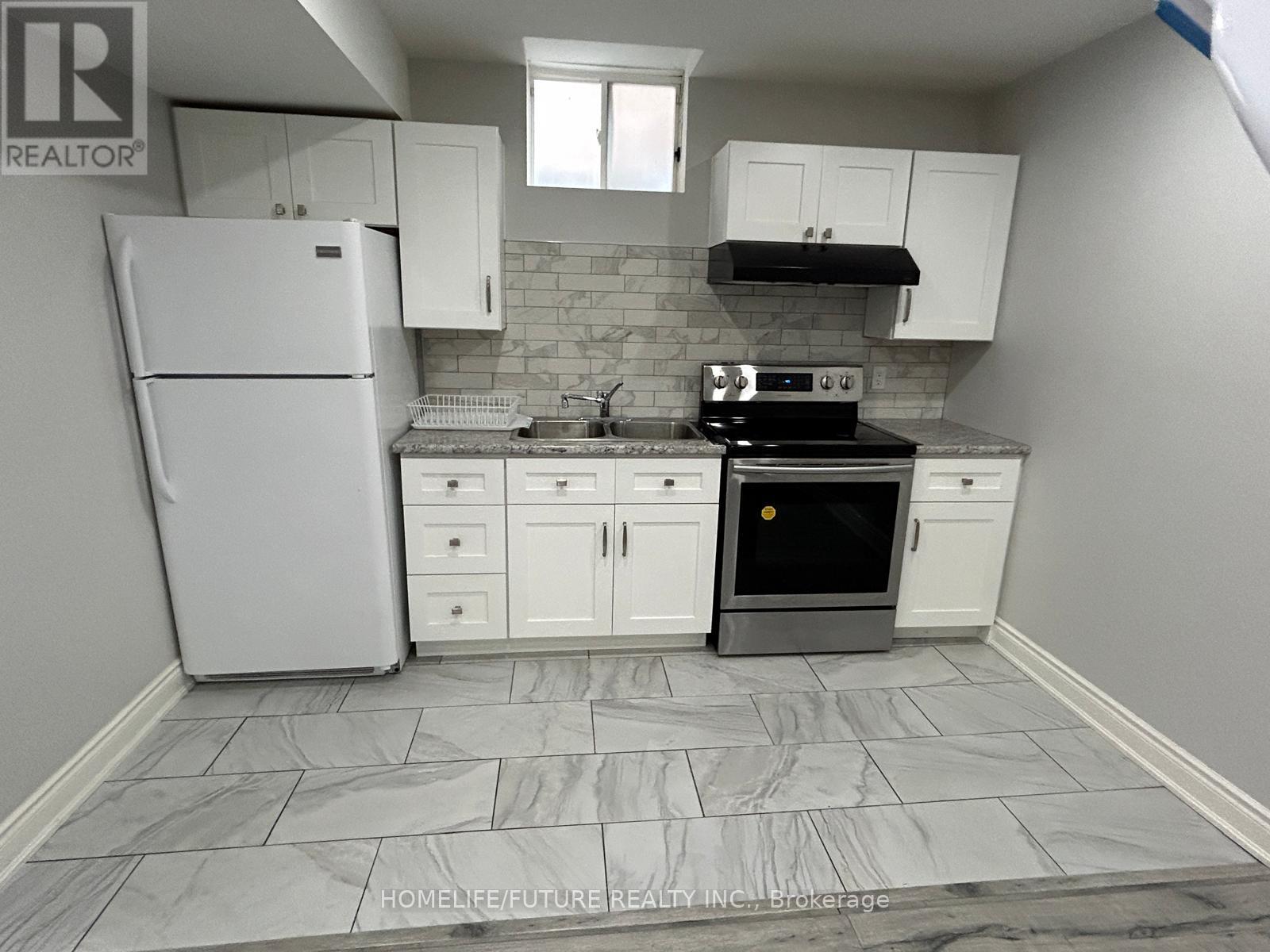 357 La Rocca Avenue, Vaughan, Ontario  L4H 3K6 - Photo 12 - N12785346