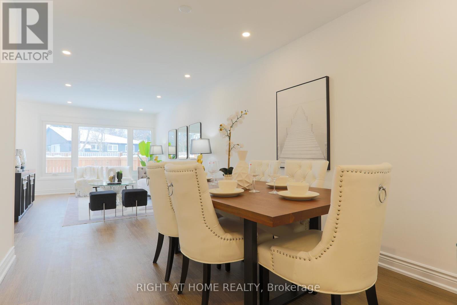 303 Blue Grass Boulevard, Richmond Hill, Ontario  L4C 3H3 - Photo 19 - N12785360