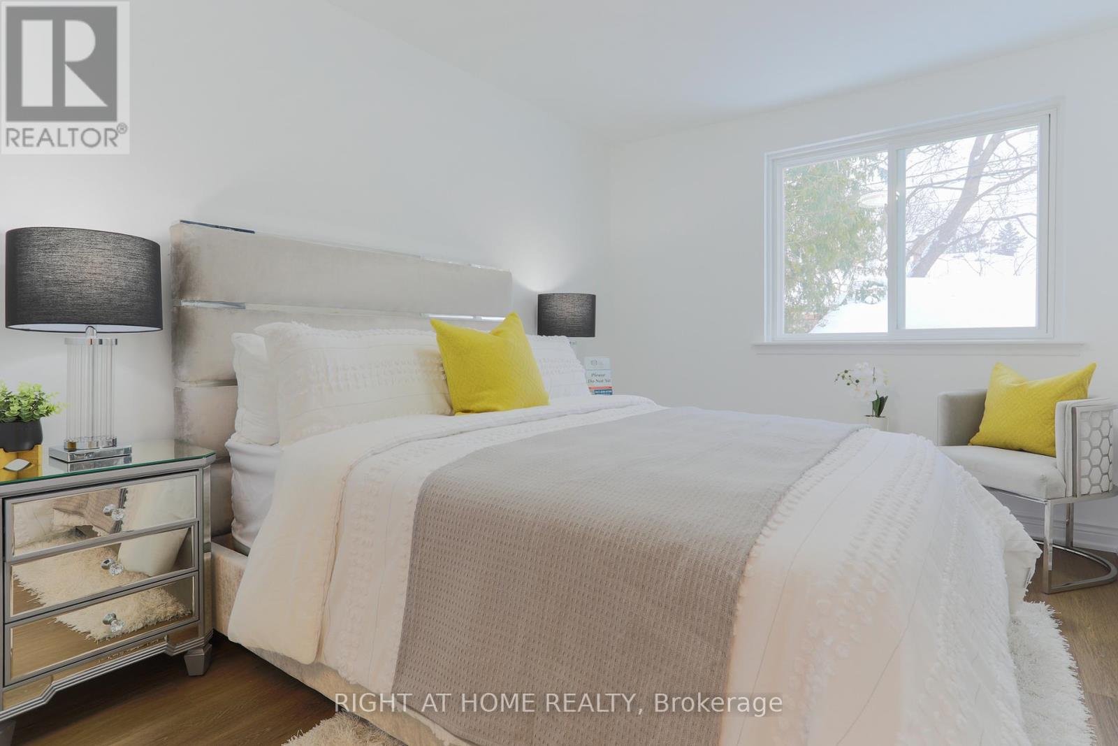 303 Blue Grass Boulevard, Richmond Hill, Ontario  L4C 3H3 - Photo 22 - N12785360