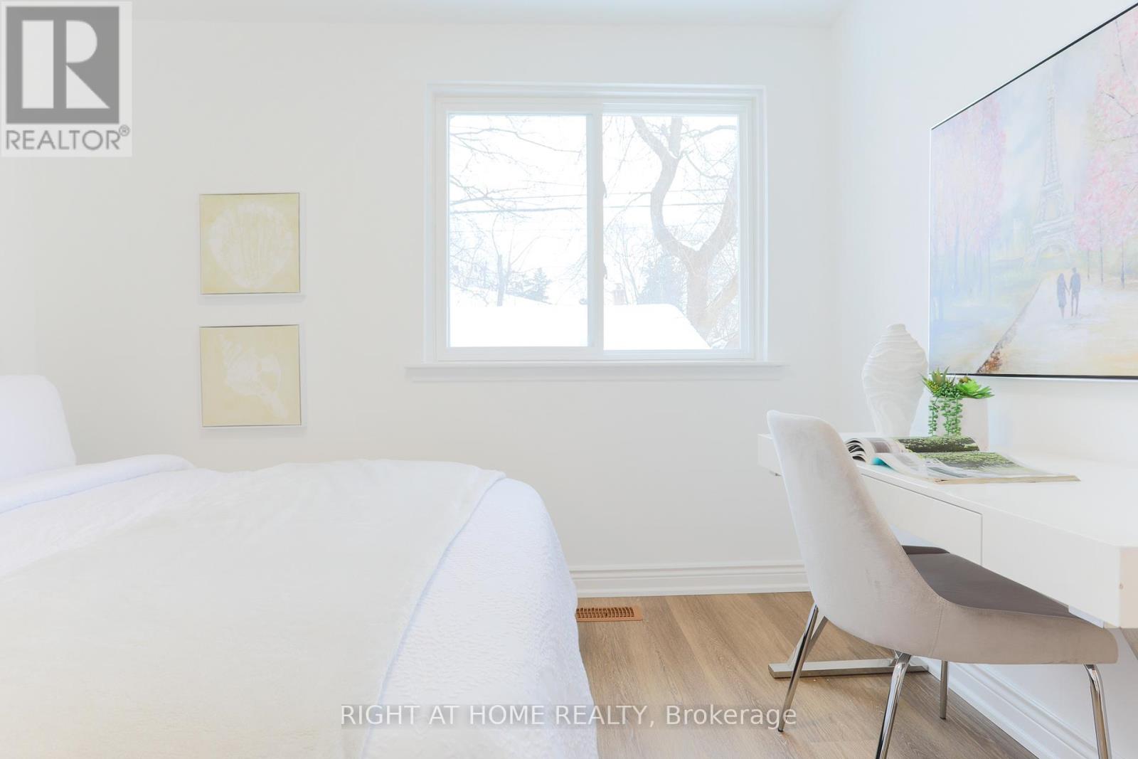 303 Blue Grass Boulevard, Richmond Hill, Ontario  L4C 3H3 - Photo 28 - N12785360