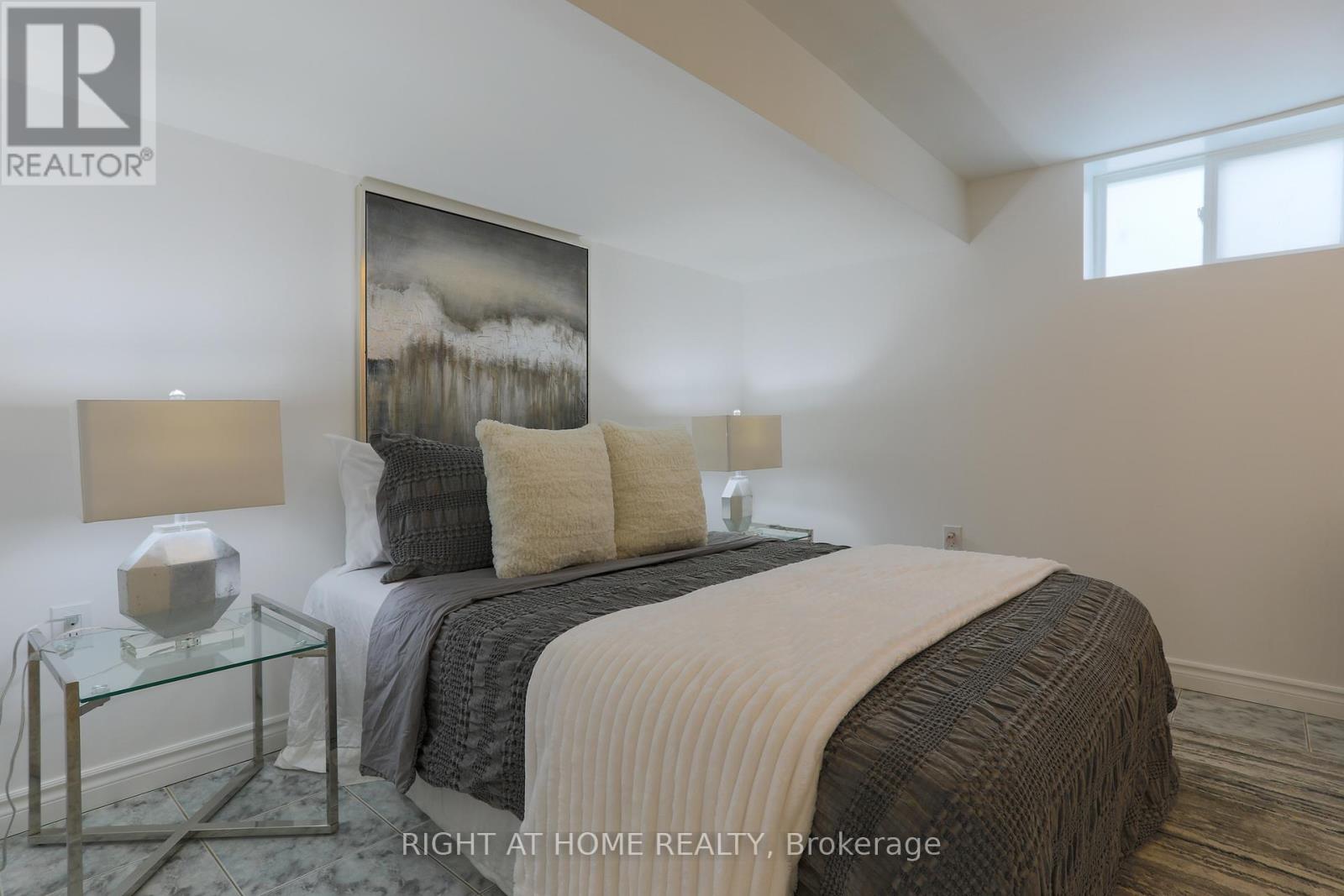 303 Blue Grass Boulevard, Richmond Hill, Ontario  L4C 3H3 - Photo 45 - N12785360