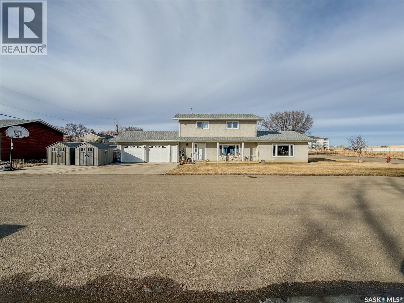 405 5th Street E, Shaunavon, Saskatchewan  S0N 2M0 - Photo 1 - SK028444