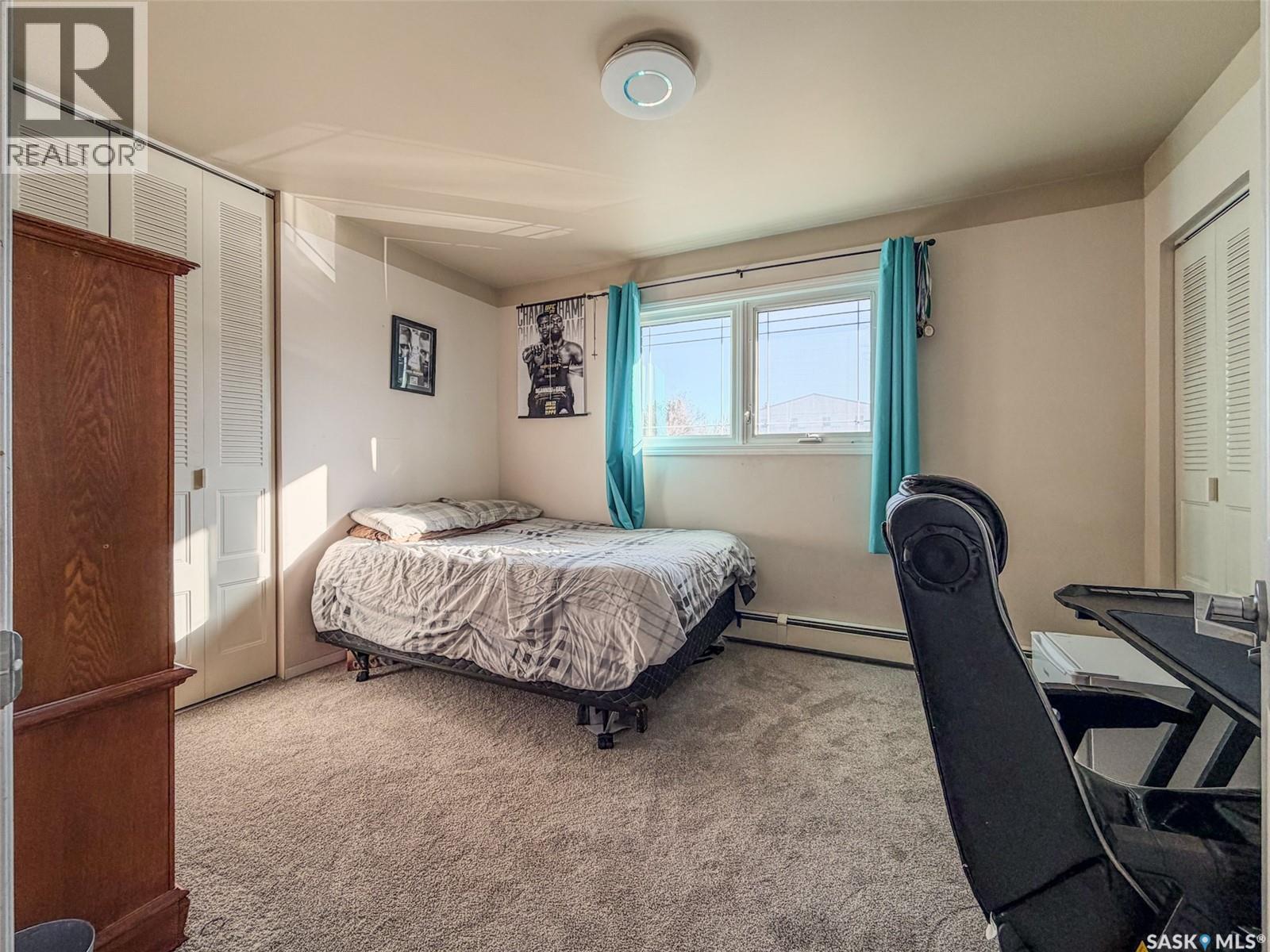 405 5th Street E, Shaunavon, Saskatchewan  S0N 2M0 - Photo 15 - SK028444