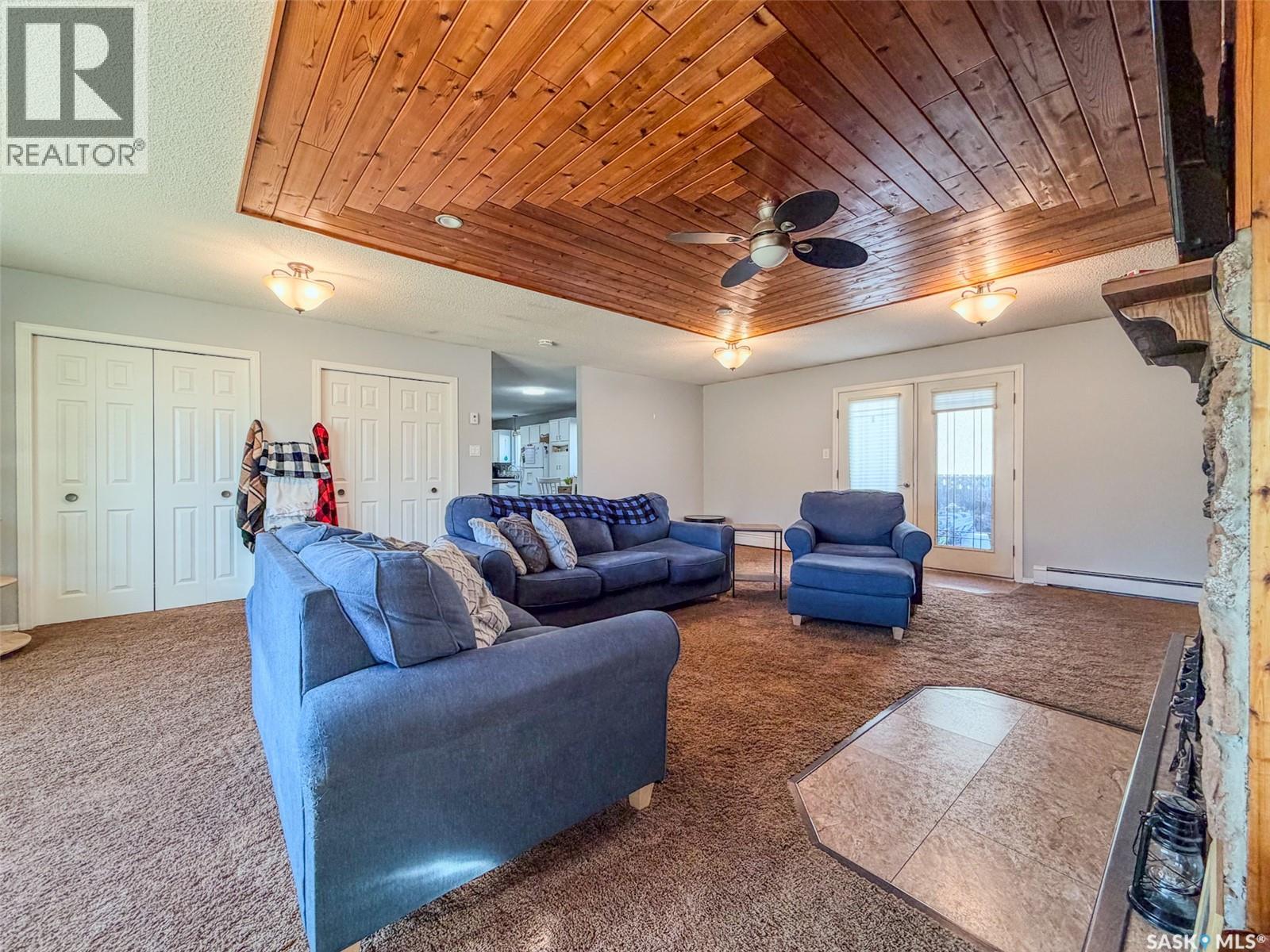 405 5th Street E, Shaunavon, Saskatchewan  S0N 2M0 - Photo 38 - SK028444