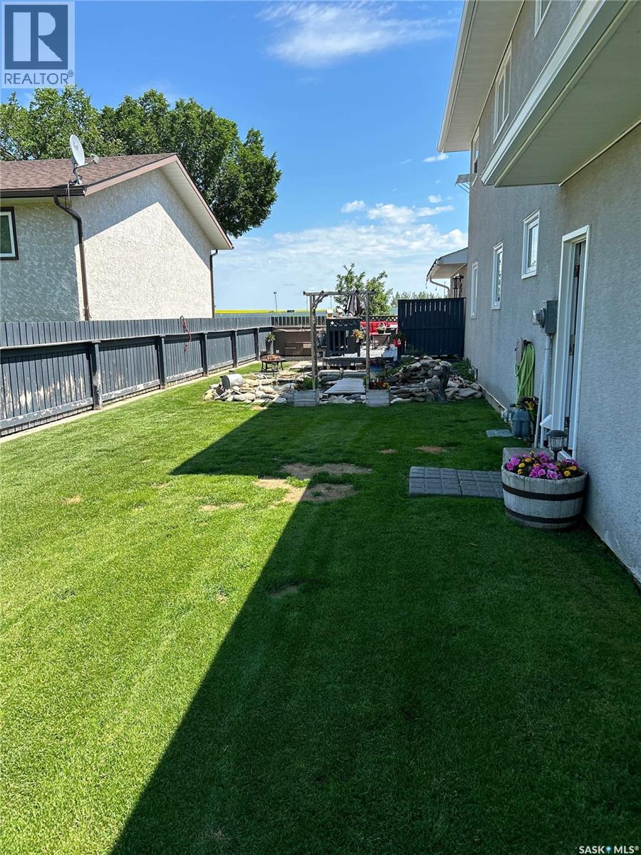 405 5th Street E, Shaunavon, Saskatchewan  S0N 2M0 - Photo 46 - SK028444