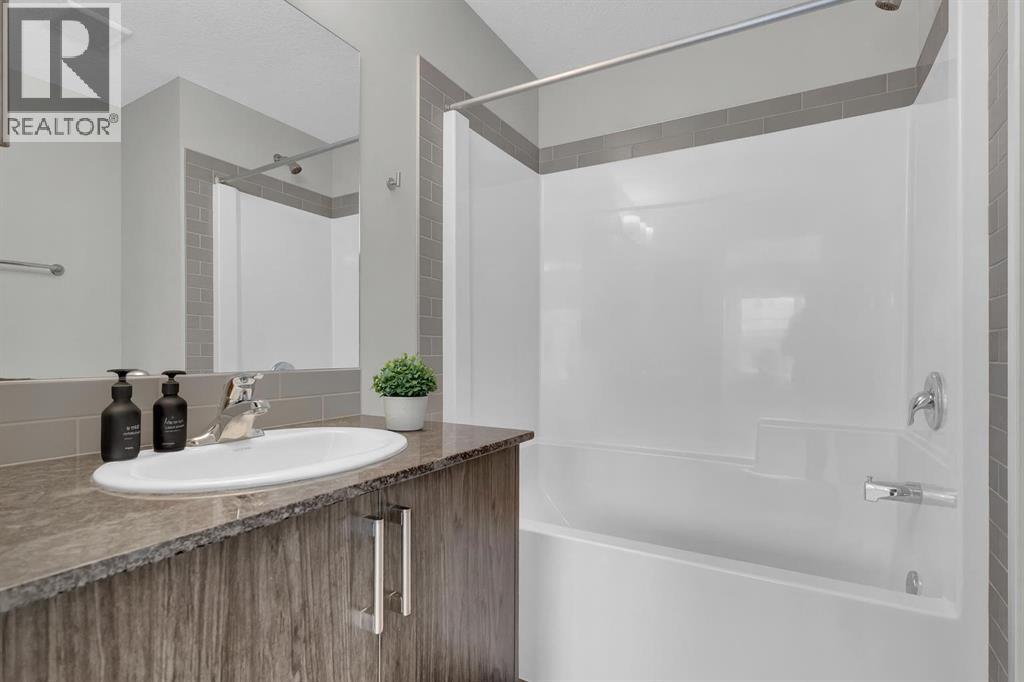 4135 Seton Drive Se, Calgary, Alberta T3M 3A6 - Photo 17 - A2273816