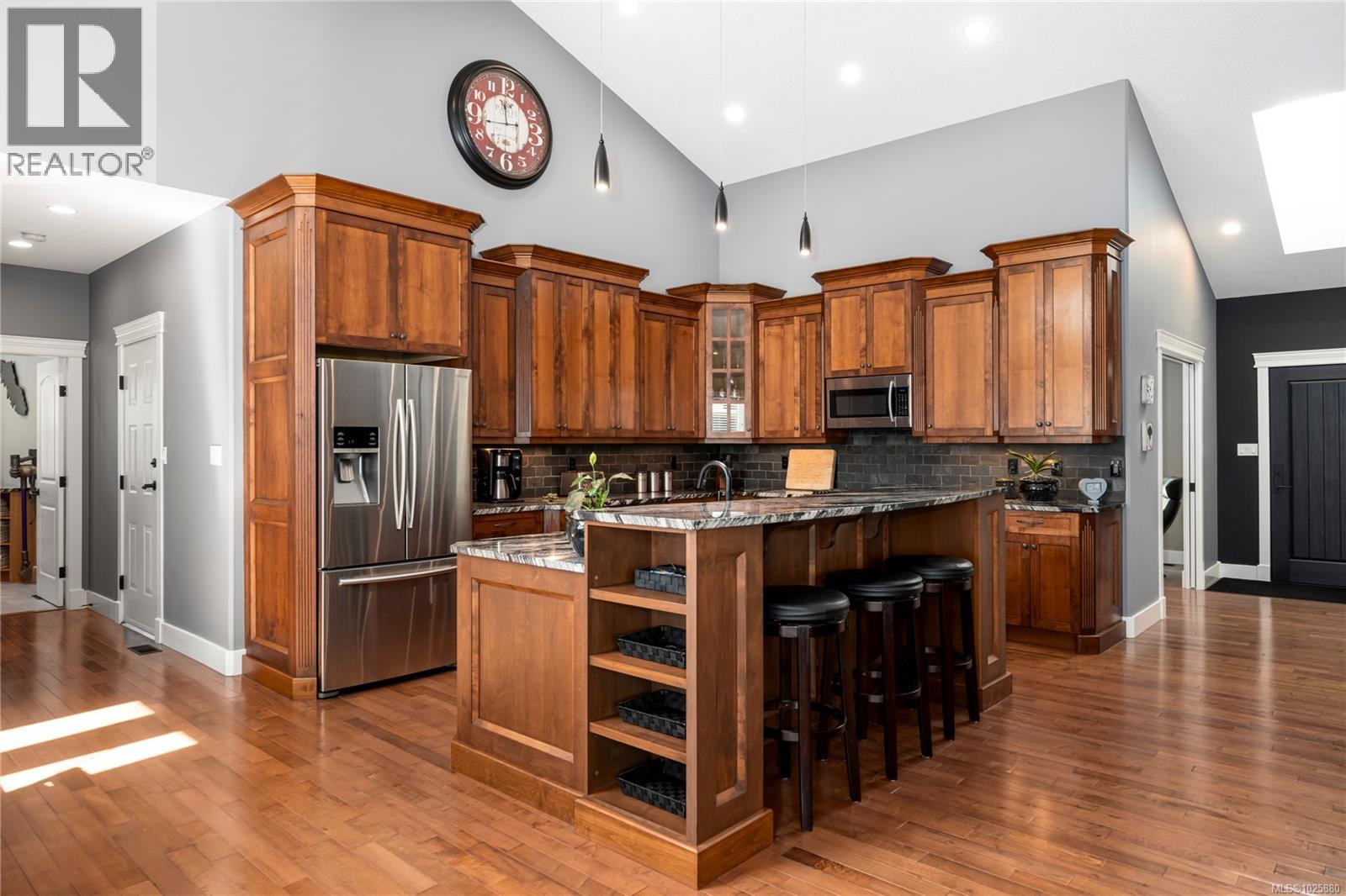 1407 Leffler Rd, Errington, British Columbia  V0R 1V0 - Photo 7 - 1025880