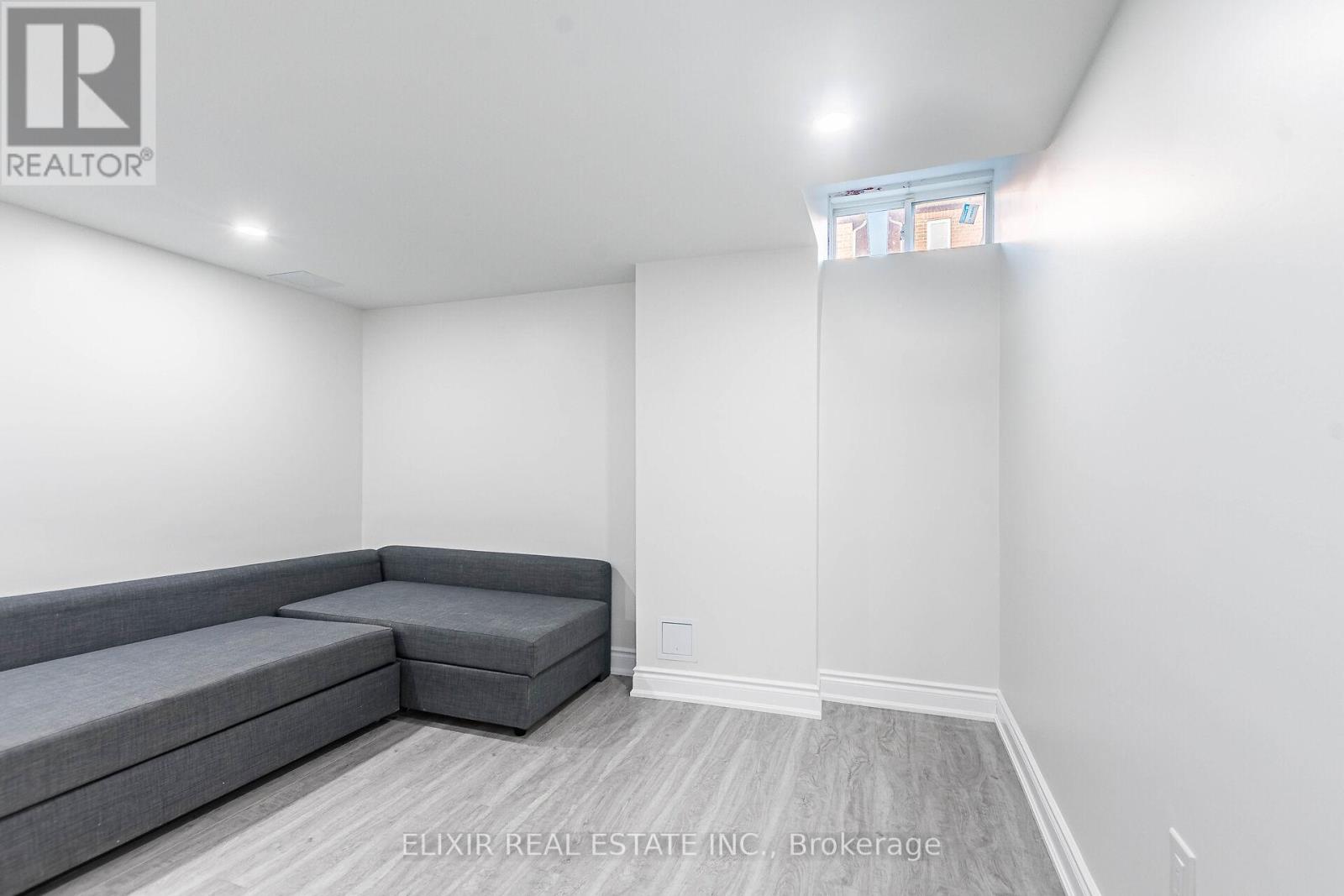 Unknown Address, ,    - Photo 11 - W12785292