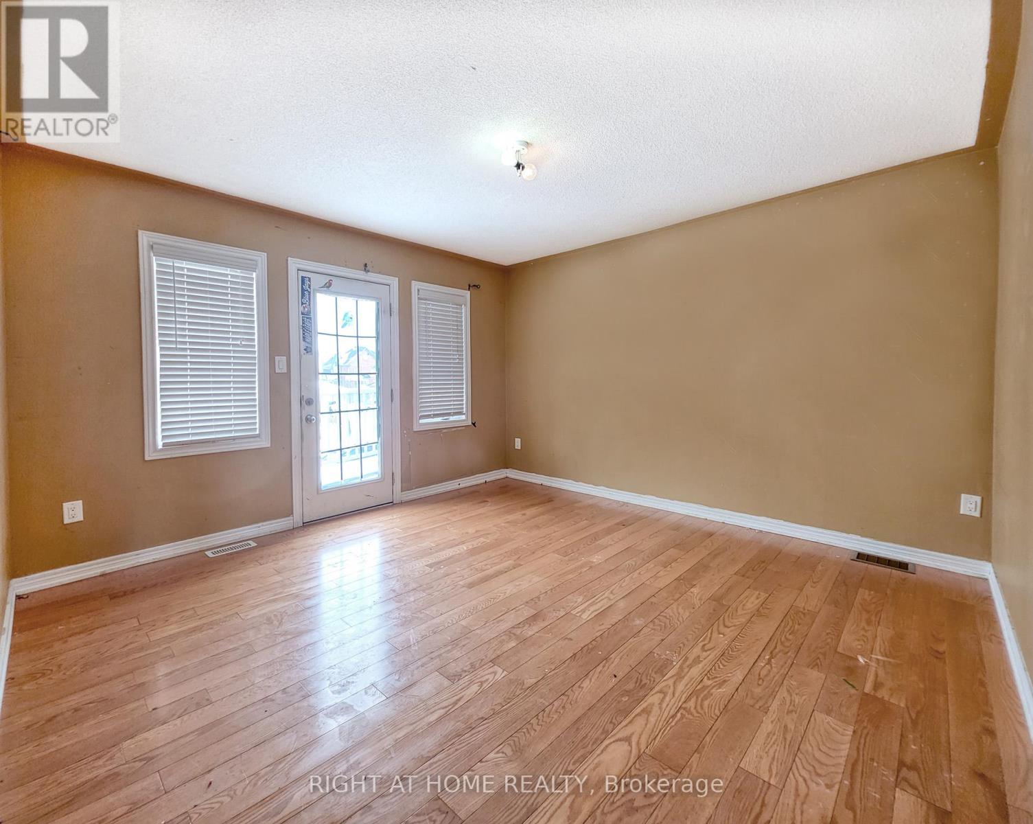 68 Elmcrest Drive, Brampton, Ontario  L6Y 5Z2 - Photo 15 - W12785310