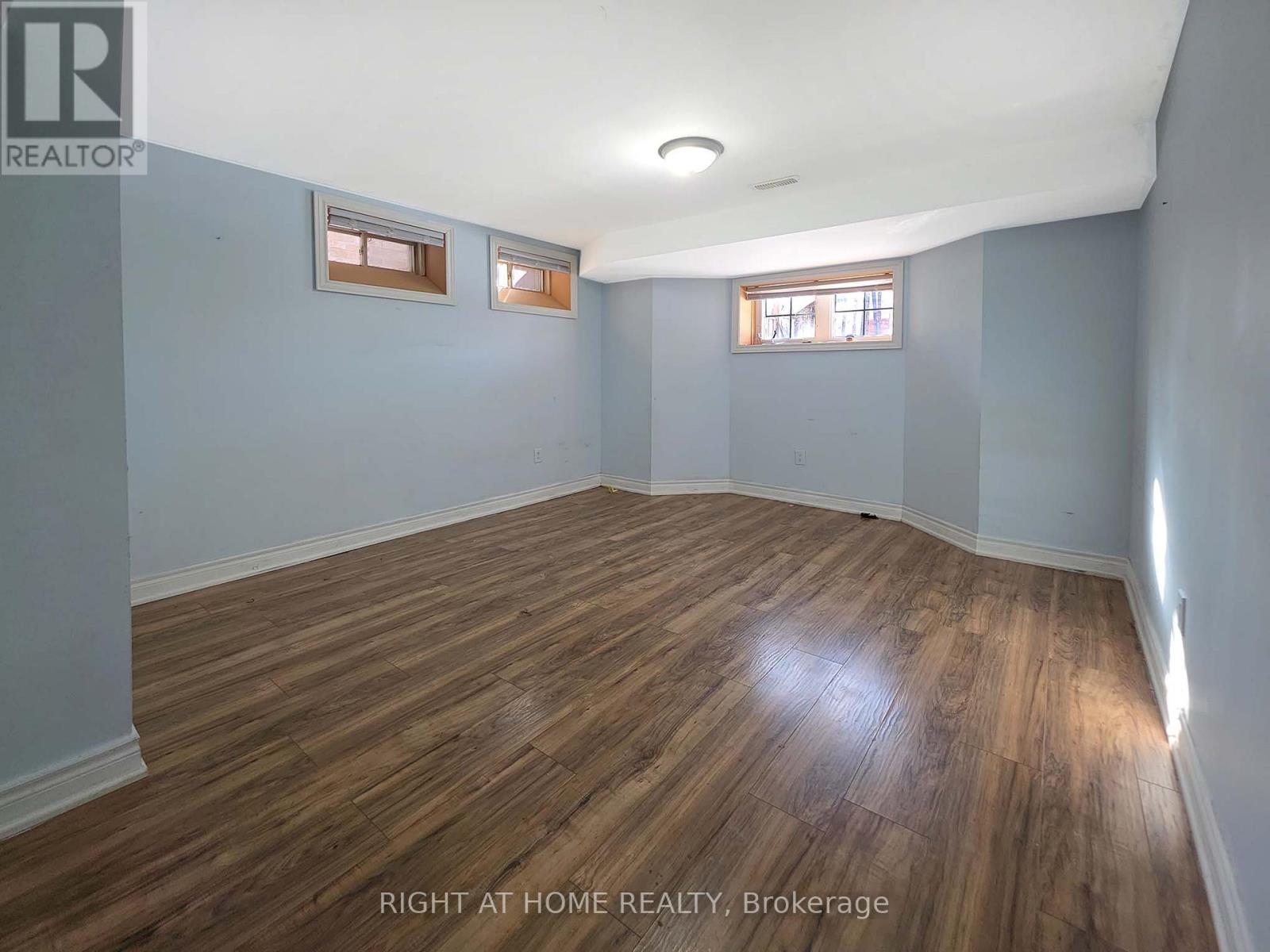 68 Elmcrest Drive, Brampton, Ontario  L6Y 5Z2 - Photo 21 - W12785310