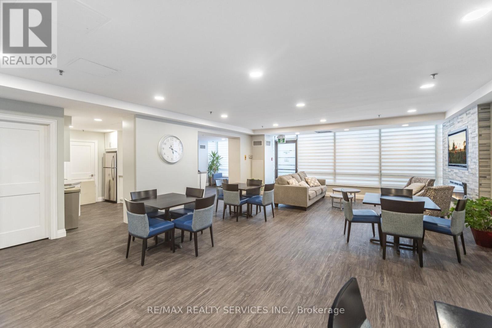 1502 - 22 Hanover Road, Brampton, Ontario  L6S 5K7 - Photo 32 - W12785336