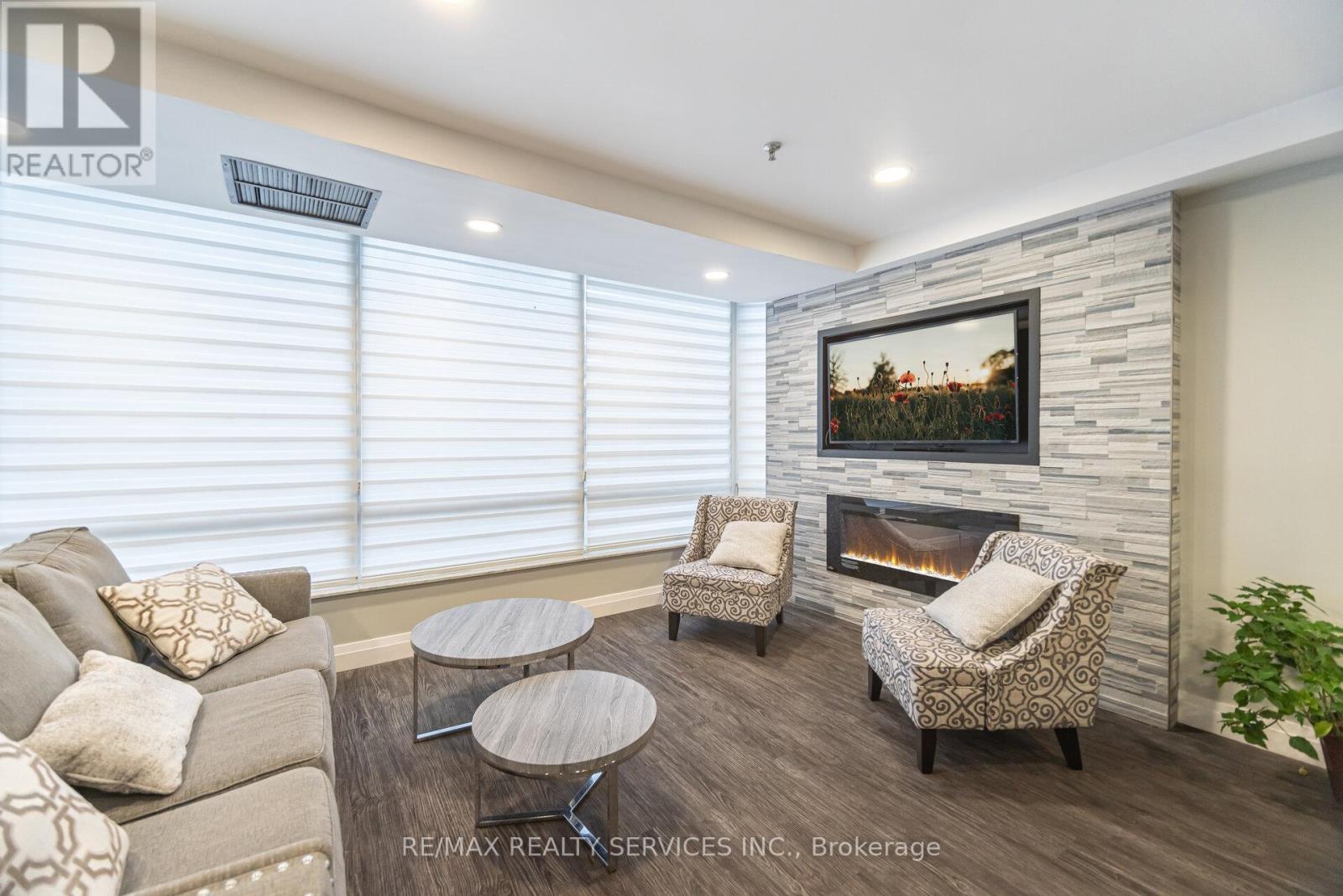 1502 - 22 Hanover Road, Brampton, Ontario  L6S 5K7 - Photo 33 - W12785336