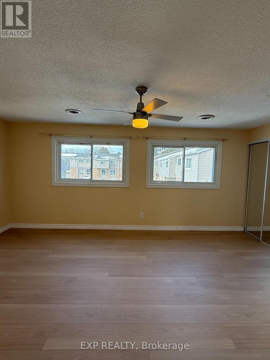 31 - 2050 Upper Middle Road, Burlington, Ontario  L7P 3R9 - Photo 11 - W12785342