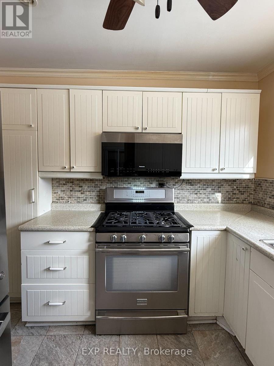 31 - 2050 Upper Middle Road, Burlington, Ontario  L7P 3R9 - Photo 7 - W12785342