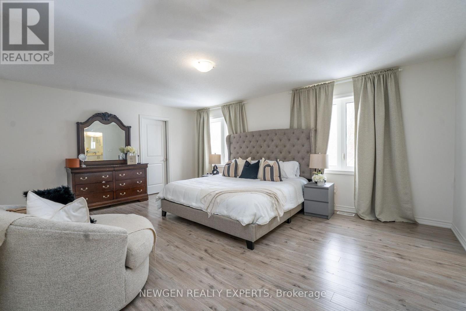 11 Peterson Street, Blandford-Blenheim, Ontario  N0J 1G0 - Photo 18 - X12785262