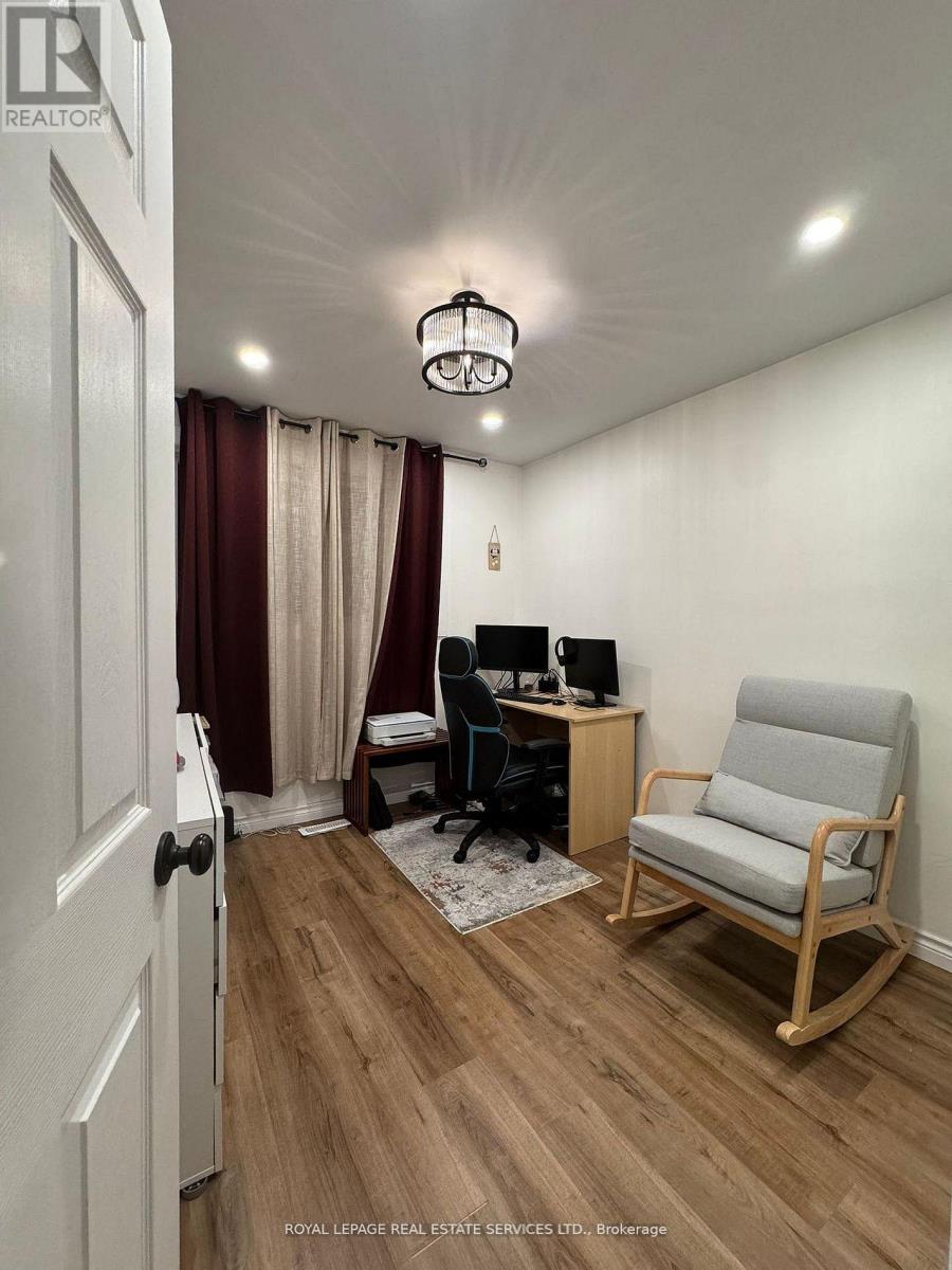 30 Obermeyer Drive, Kitchener, Ontario  N2A 1P6 - Photo 11 - X12785282