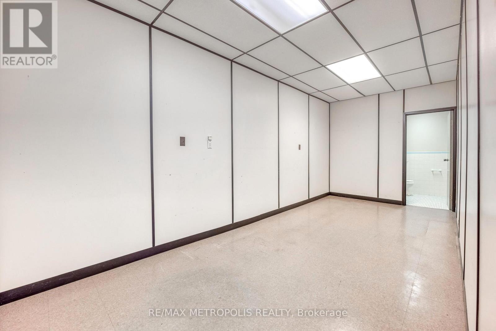 A - 373 Vidal Street S, Sarnia, Ontario  N7T 2V3 - Photo 12 - X12785300