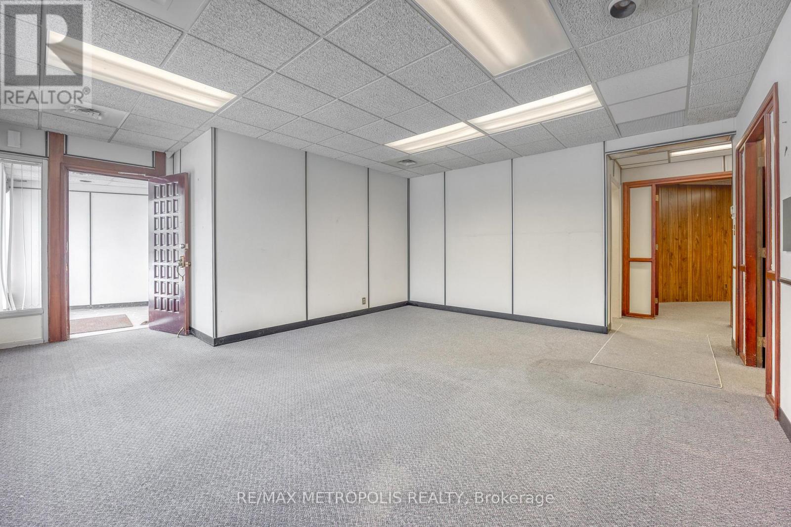 A - 373 Vidal Street S, Sarnia, Ontario  N7T 2V3 - Photo 6 - X12785300