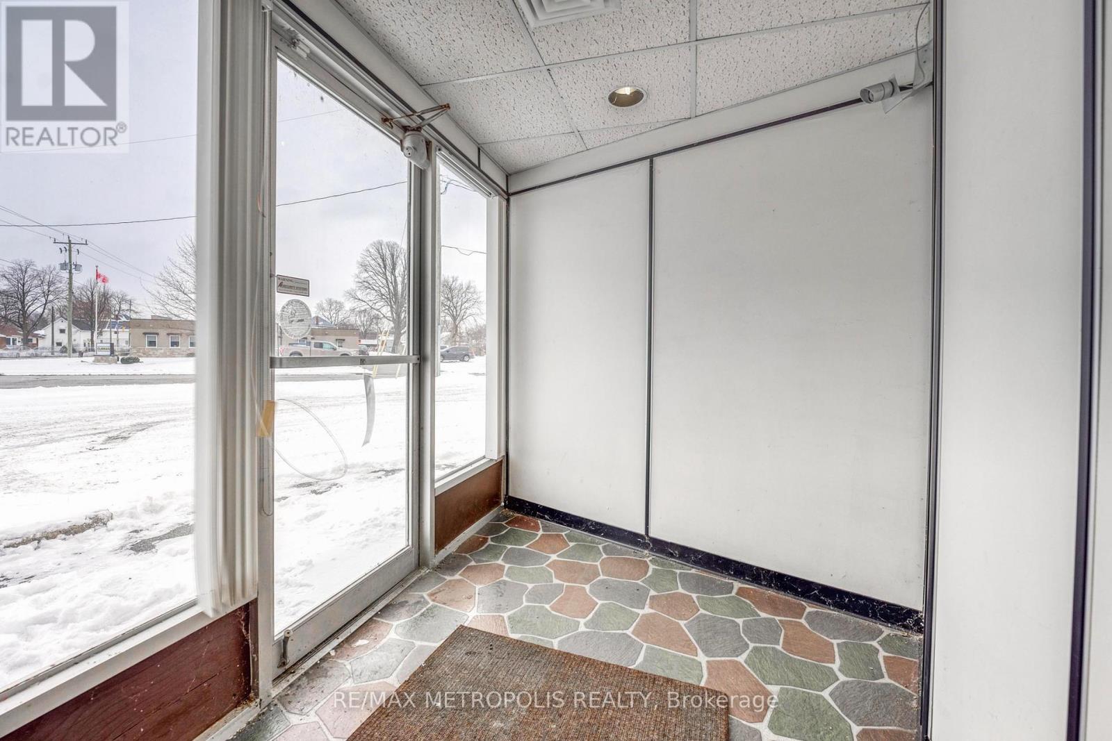 A - 373 Vidal Street S, Sarnia, Ontario  N7T 2V3 - Photo 7 - X12785300