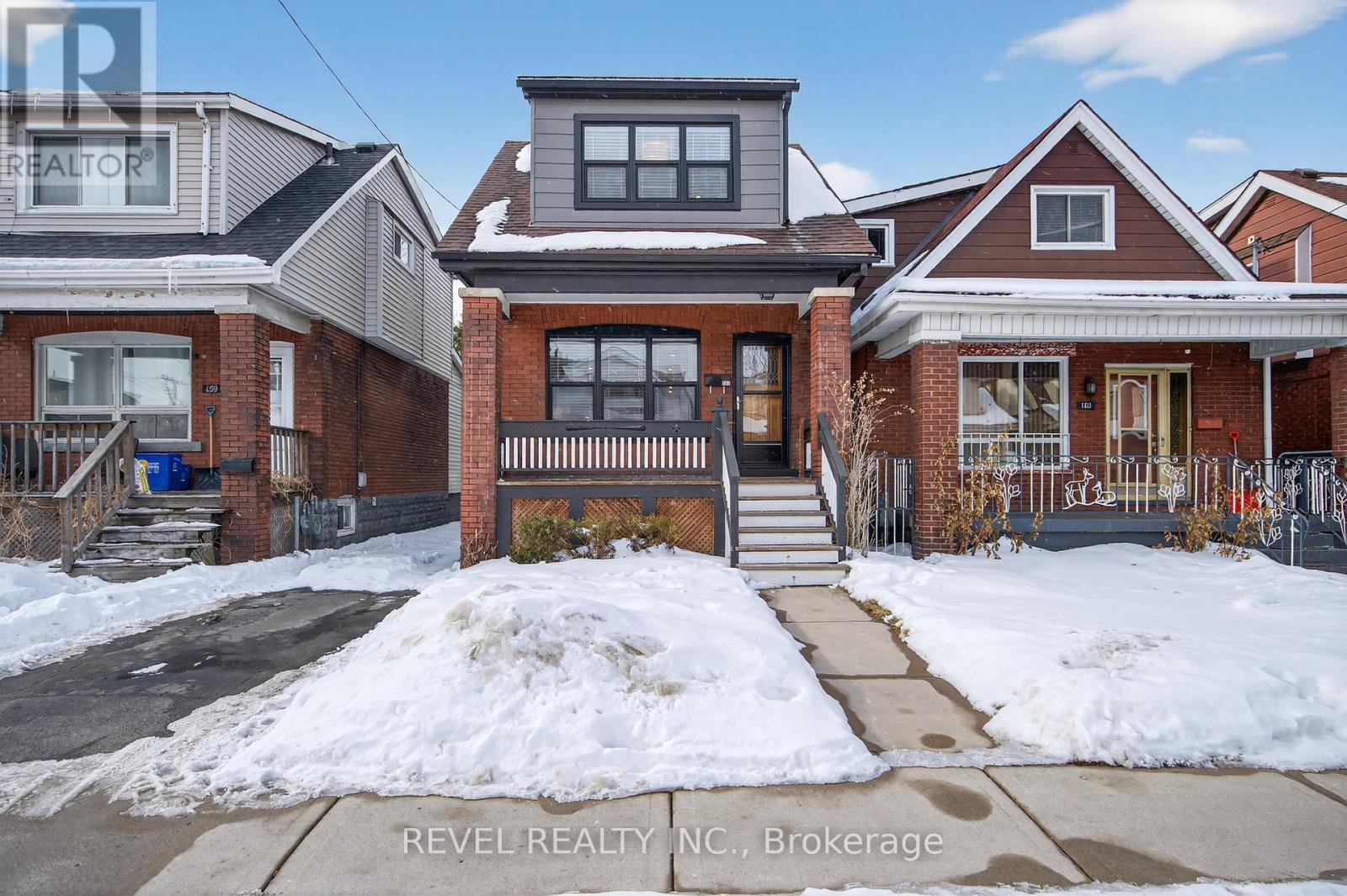 161 Connaught Avenue N, Hamilton, Ontario  L8L 6Z4 - Photo 1 - X12785320