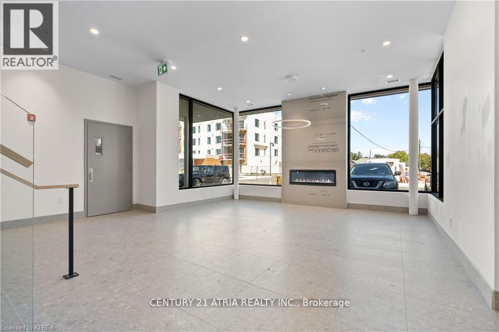 303 - 19a West Street N, Kawartha Lakes, Ontario  K9V 1C4 - Photo 3 - X12265447