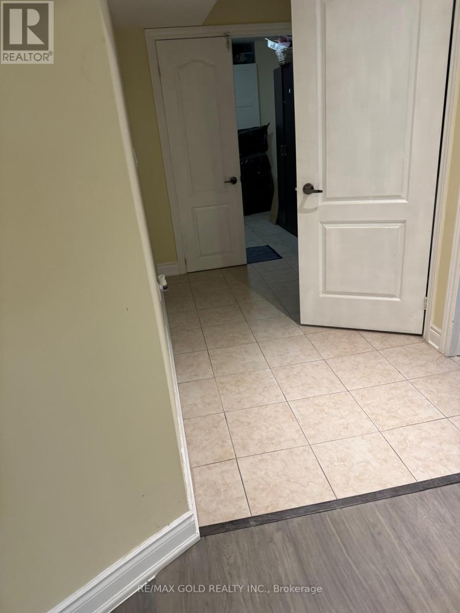 Basement - 52 Stephanie Avenue, Brampton, Ontario  L6Y 0R8 - Photo 6 - W12785252