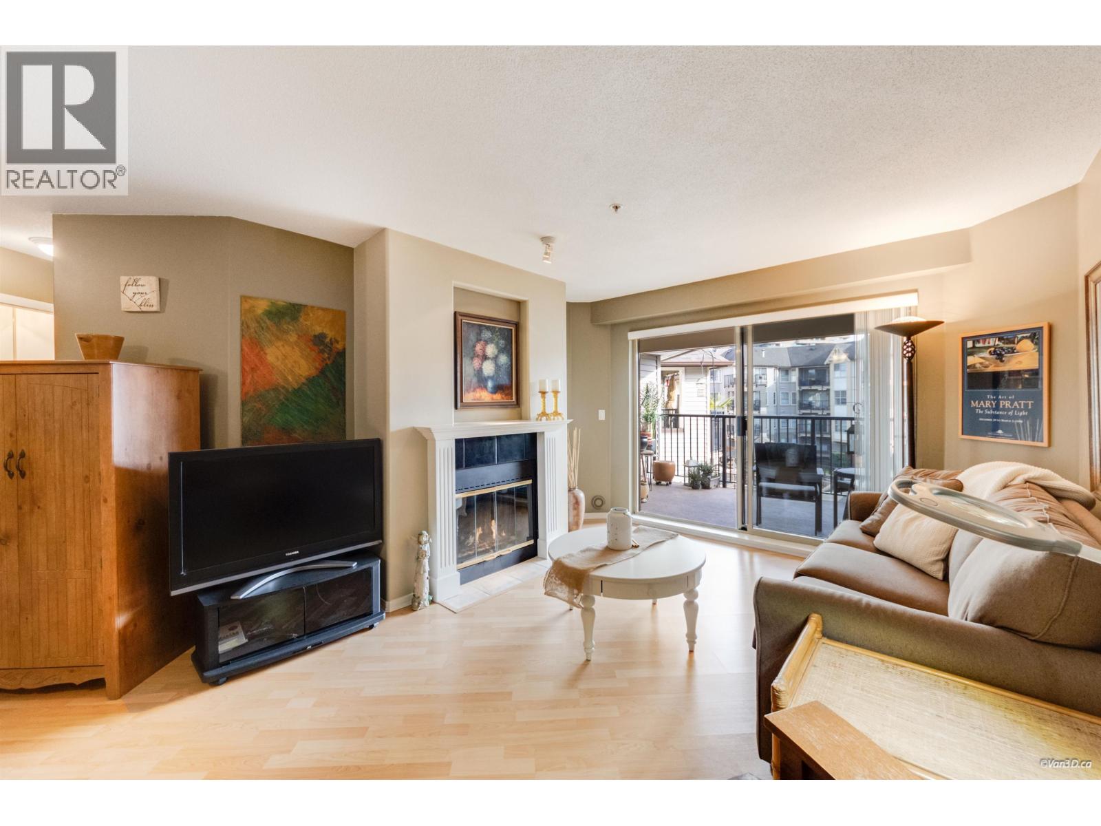 510 215 Twelfth Street, New Westminster, British Columbia  V3M 4H4 - Photo 2 - R3088969