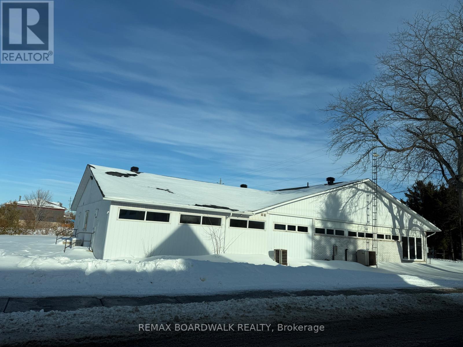 299 Lake Avenue E, Carleton Place, Ontario  K7C 1J3 - Photo 6 - X12785396