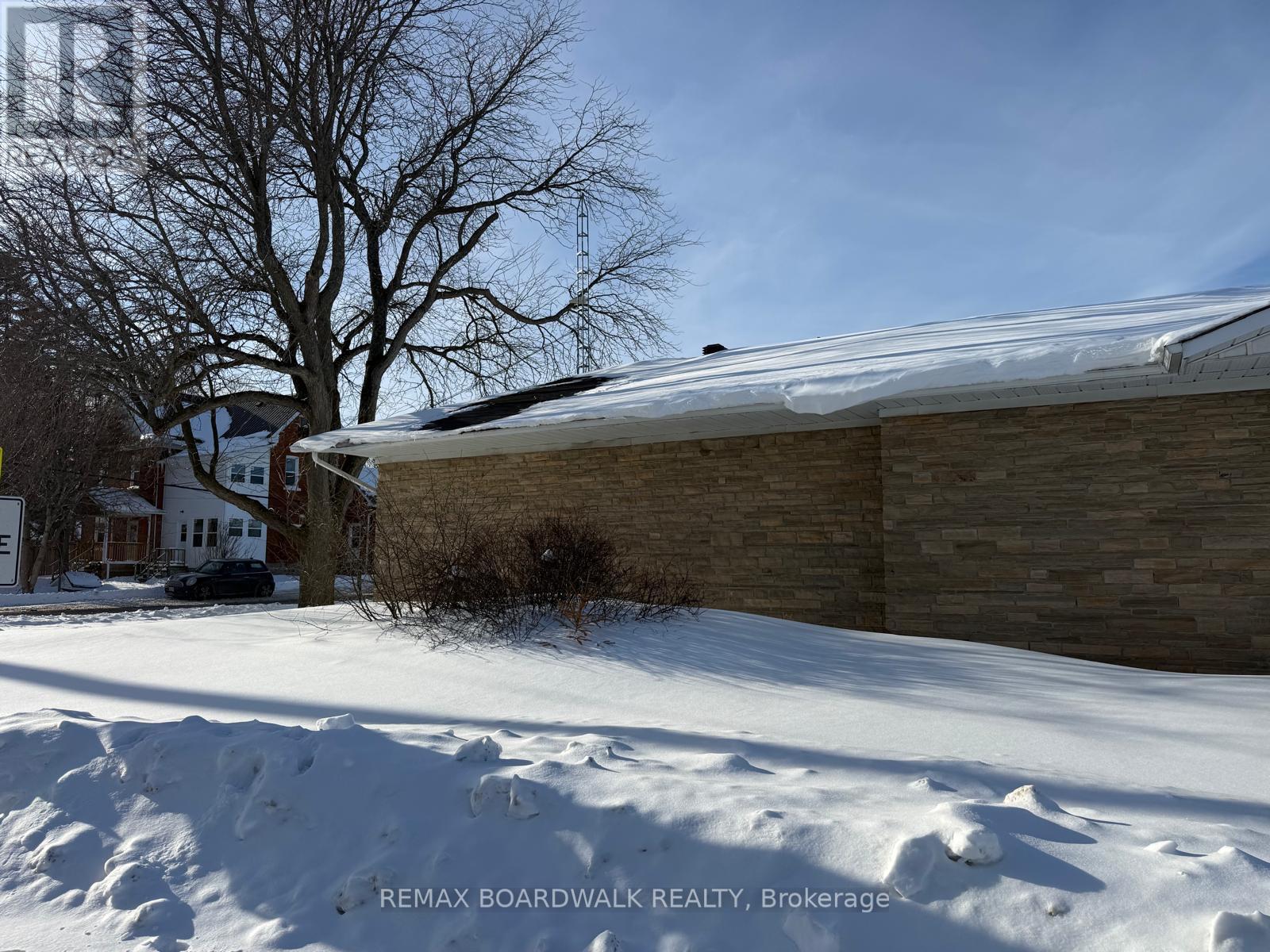 299 Lake Avenue E, Carleton Place, Ontario  K7C 1J3 - Photo 7 - X12785396