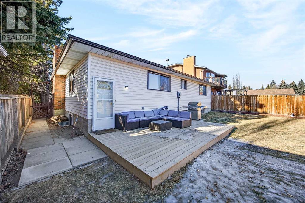 208 Silver Valley Rise Nw, Calgary, Alberta  T3B 4B2 - Photo 39 - A2285846