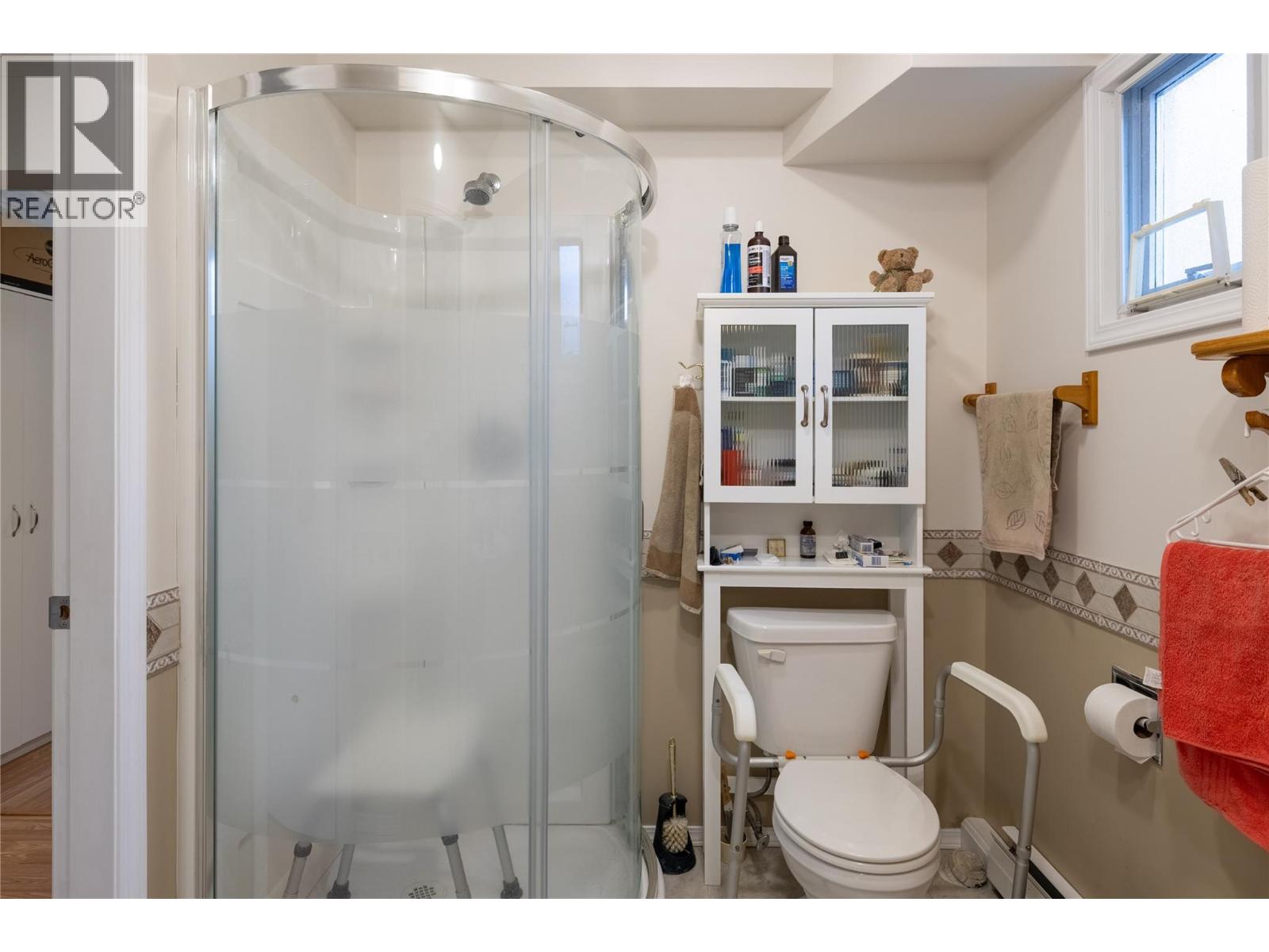 6292 Stickle Road, Vernon, British Columbia  V1B 3R2 - Photo 40 - 10375900