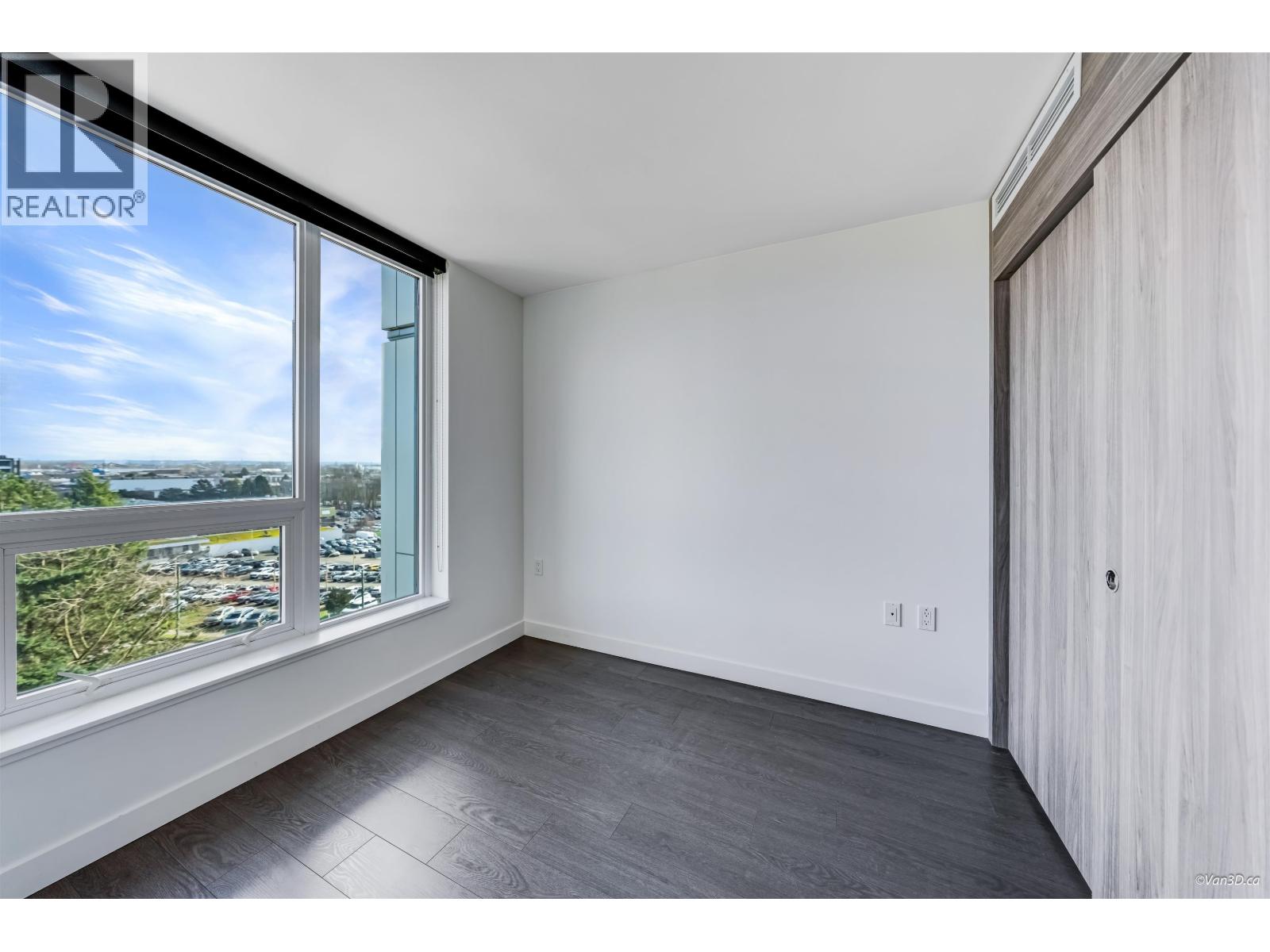 905 433 Sw Marine Drive, Vancouver, British Columbia  V5X 0H5 - Photo 2 - R3089546