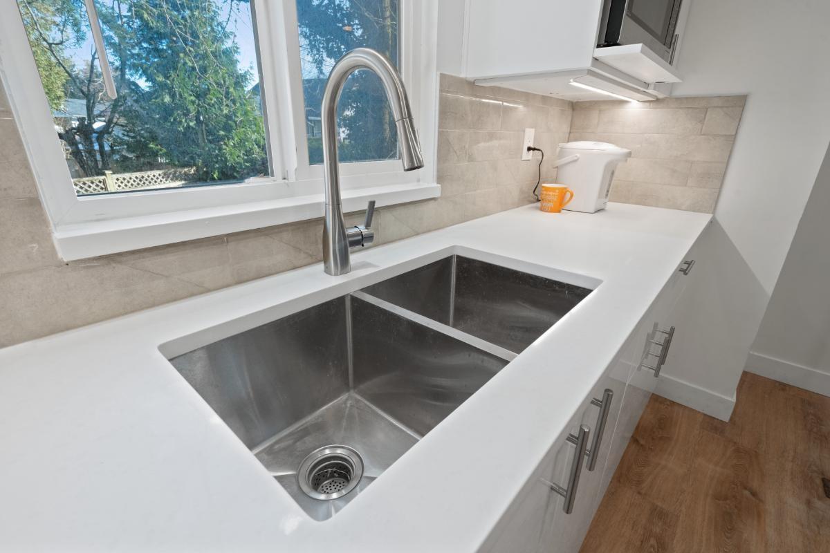 13363 65a Avenue, Surrey, British Columbia  V3W 8T2 - Photo 9 - R3088126