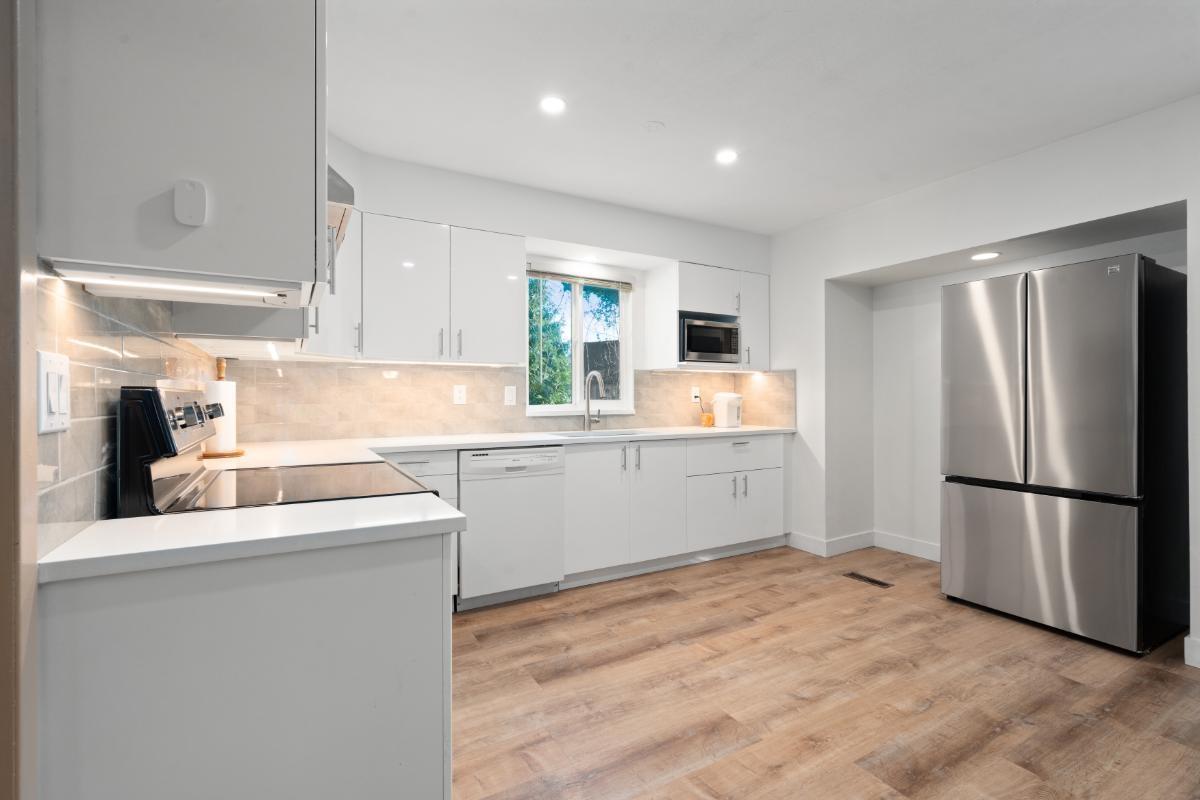 13363 65a Avenue, Surrey, British Columbia  V3W 8T2 - Photo 6 - R3088126