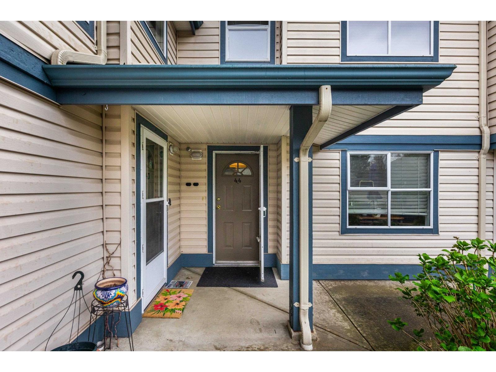 44 5670 208 Street, Langley, British Columbia  V3A 8G4 - Photo 3 - R3089424