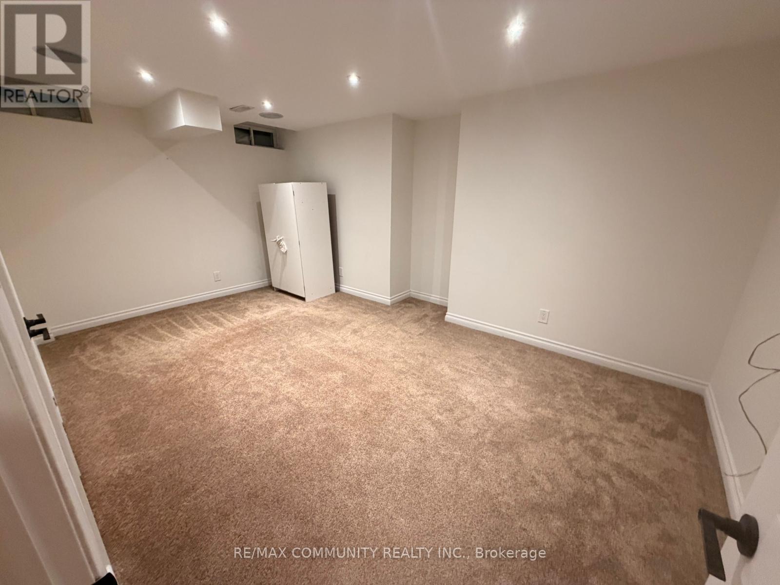 Bsmnt - 644 Blackwood Boulevard, Oshawa, Ontario  L1K 0G7 - Photo 4 - E12785378