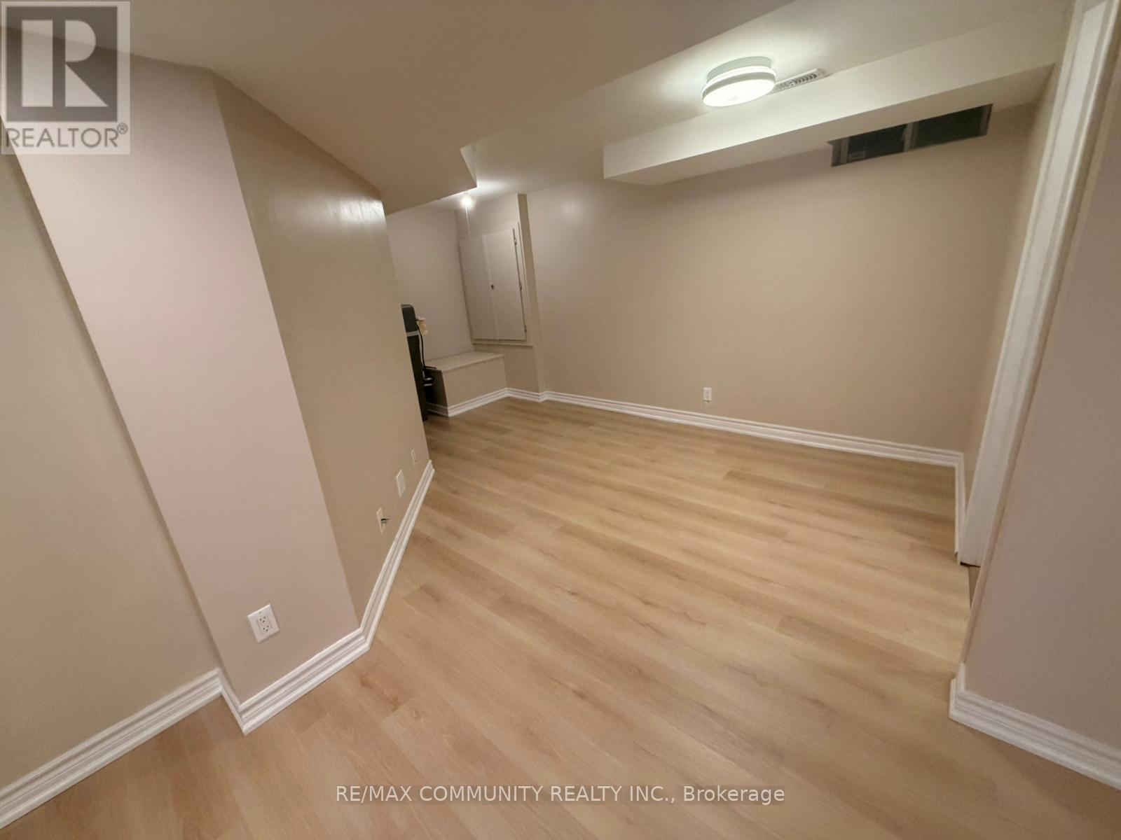 Bsmnt - 644 Blackwood Boulevard, Oshawa, Ontario  L1K 0G7 - Photo 5 - E12785378