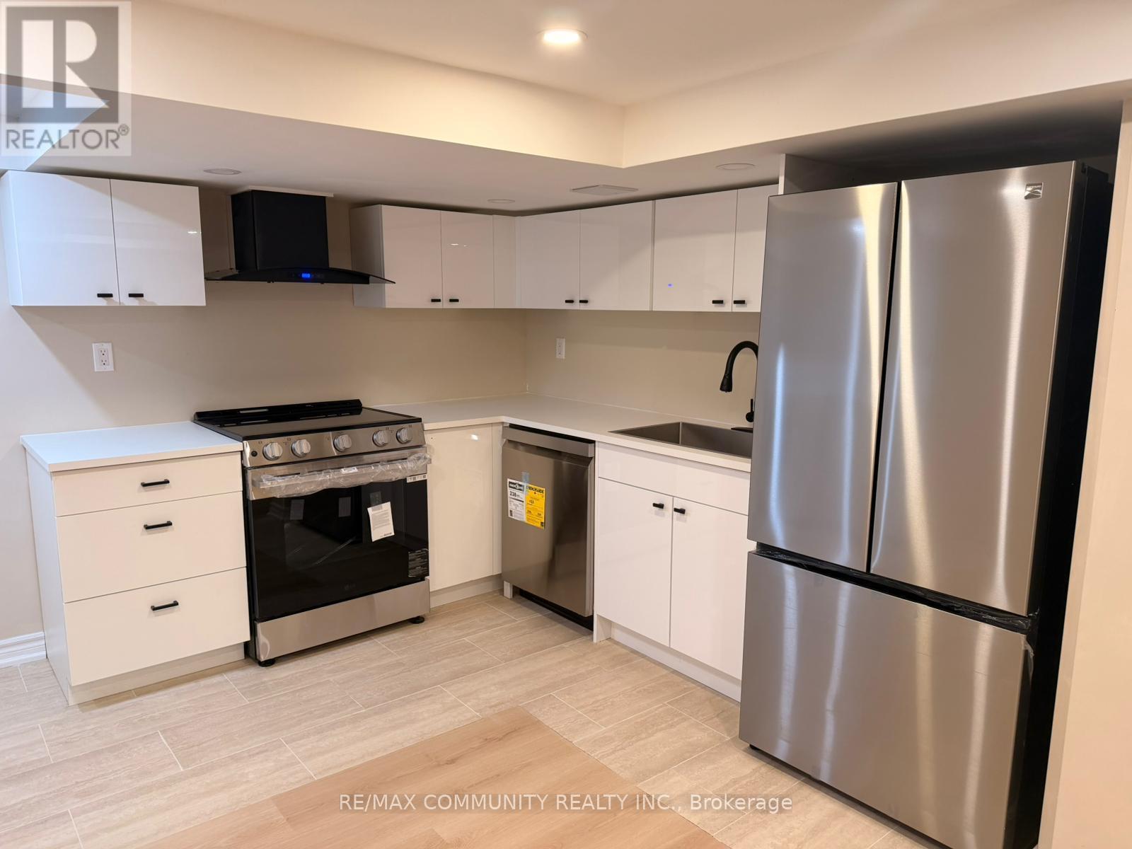 Bsmnt - 644 Blackwood Boulevard, Oshawa, Ontario  L1K 0G7 - Photo 6 - E12785378