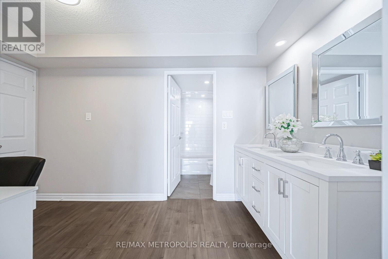 2212 - 2330 Bridletowne Circle, Toronto, Ontario  M1W 3P6 - Photo 23 - E12785382