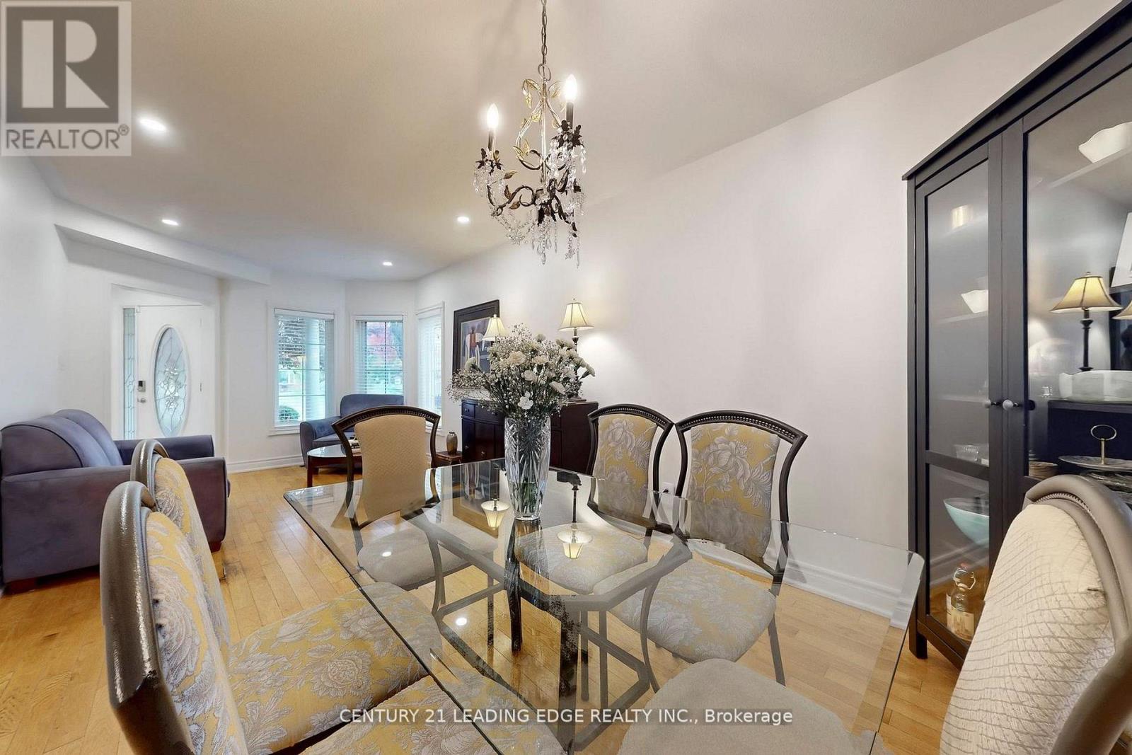 851 Hilton Boulevard, Newmarket, Ontario  L3X 2H7 - Photo 11 - N12785388