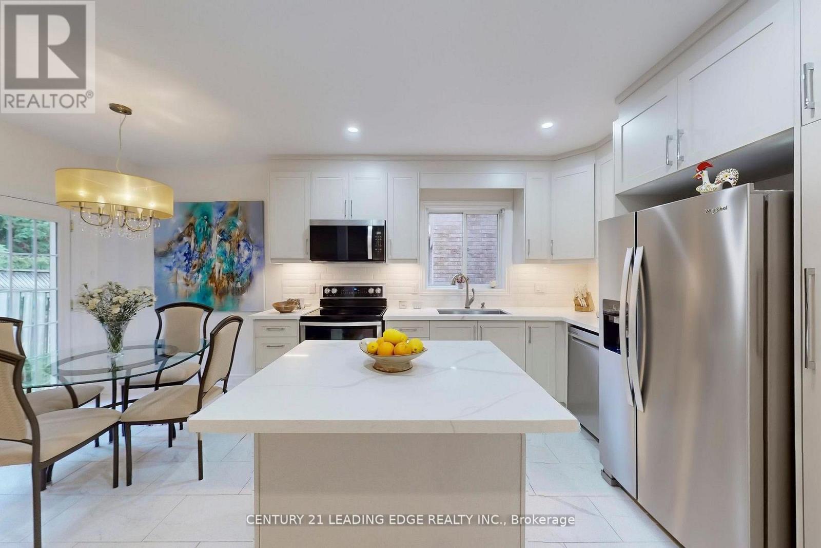 851 Hilton Boulevard, Newmarket, Ontario  L3X 2H7 - Photo 16 - N12785388