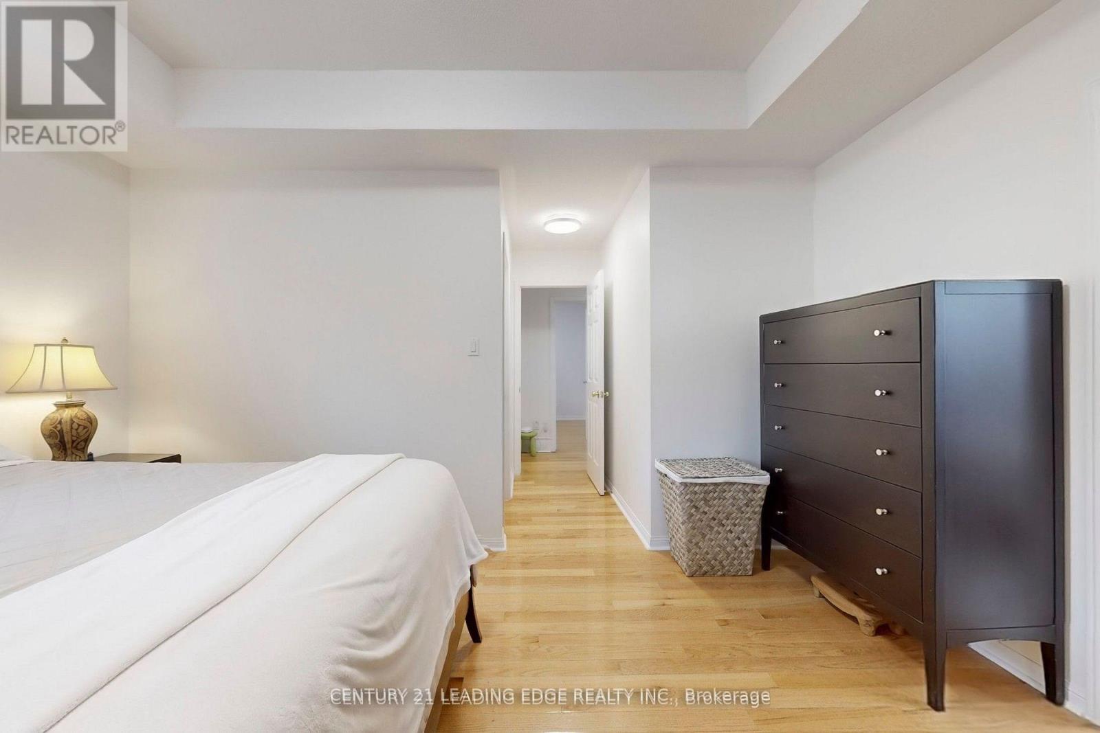 851 Hilton Boulevard, Newmarket, Ontario  L3X 2H7 - Photo 30 - N12785388