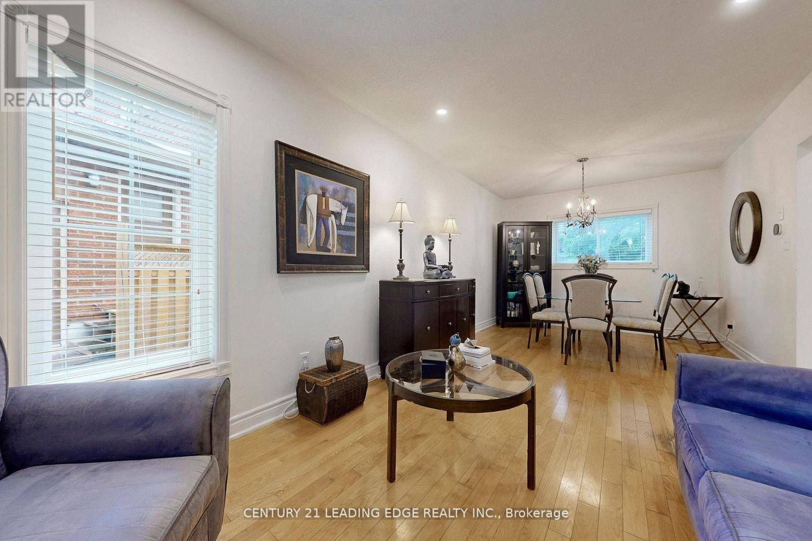 851 Hilton Boulevard, Newmarket, Ontario  L3X 2H7 - Photo 8 - N12785388